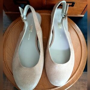 NWOT SAS Women's Champaign Slingback Shoes_9.5WW